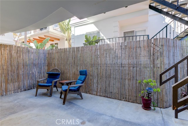 Detail Gallery Image 33 of 41 For 417 Crest Dr, Manhattan Beach,  CA 90266 - 3 Beds | 3/1 Baths