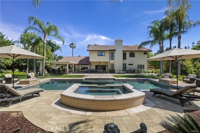 Detail Gallery Image 9 of 59 For 1623 Northhampton Dr, Riverside,  CA 92506 - 4 Beds | 3/1 Baths