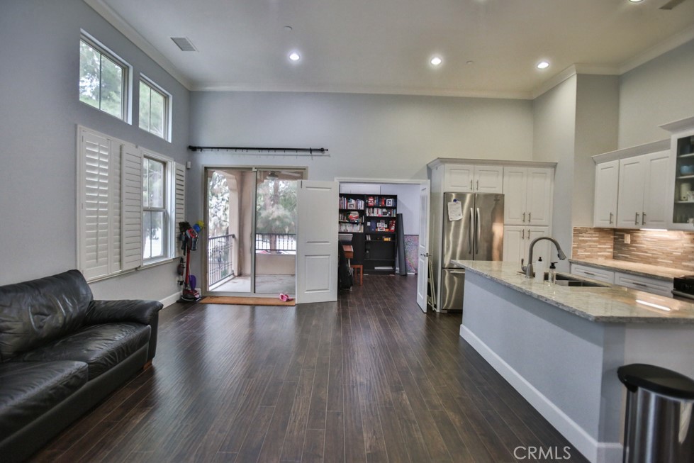 2fde3015 6e8e 4a5d Acfa 126399a6ad94