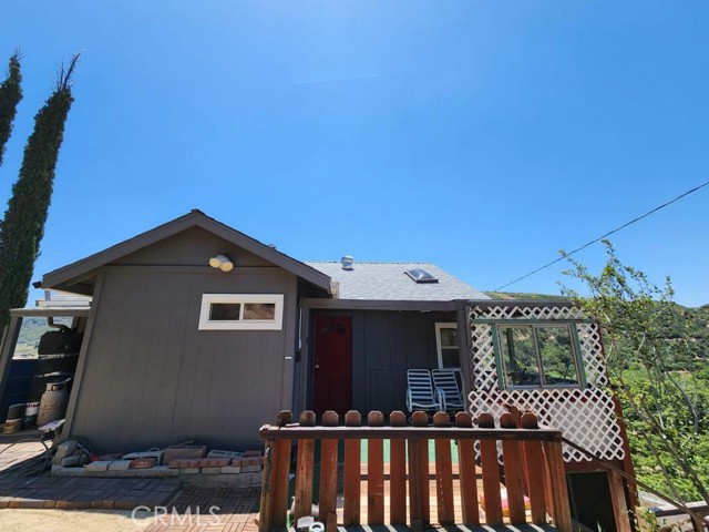 17565 Lone Pine, Lake Hughes, California 93532, 2 Bedrooms Bedrooms, ,1 BathroomBathrooms,Single Family Residence,For Sale,Lone Pine,GD23105457