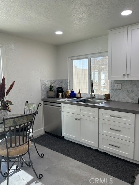 14241 Elizabeth Court, Fontana CA: https://media.crmls.org/medias/2fdf5f1b-ed6f-45e8-aff7-afe79c581eda.jpg