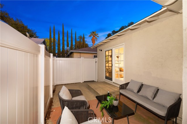 Detail Gallery Image 8 of 71 For 415 E Walnut, Monrovia,  CA 91016 - 6 Beds | 2 Baths