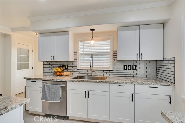 828 Tehama Avenue, Oroville CA: https://media.crmls.org/medias/2fe0d3a4-5d41-4b98-9b67-d897dd87576c.jpg