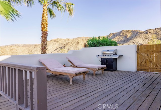 6976 Sherman, 29 Palms CA: https://media.crmls.org/medias/2fe12847-28cf-4605-b581-26f391de3b2a.jpg