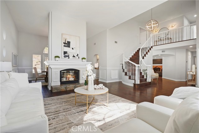 Detail Gallery Image 5 of 45 For 13049 Sunny Ln, Camarillo,  CA 93012 - 3 Beds | 3 Baths