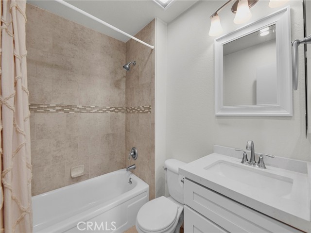 28839 Conejo View Drive, Agoura Hills CA: https://media.crmls.org/medias/2fe2ce00-5531-40b4-b509-b6d116d28888.jpg