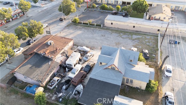 Image 43 of 47 For 855 Holt Avenue