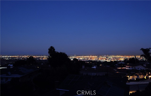 2213 Via Velardo, Rancho Palos Verdes, California 90275, 4 Bedrooms Bedrooms, ,2 BathroomsBathrooms,Residential,Sold,Via Velardo,PV21231186
