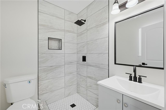 44242 Benald Street, Lancaster CA: https://media.crmls.org/medias/2fe3c4ad-585f-417d-80b5-84ff541350d4.jpg