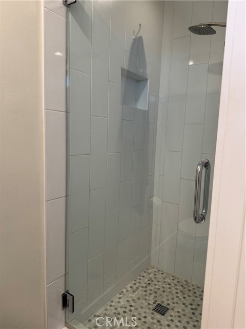 Detail Gallery Image 11 of 19 For 2522 University, Newport Beach,  CA 92660 - 2 Beds | 2 Baths