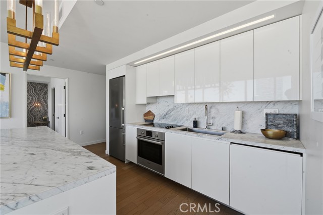 Detail Gallery Image 11 of 52 For 1050 S Grand #1801,  Los Angeles,  CA 90015 - 2 Beds | 2 Baths