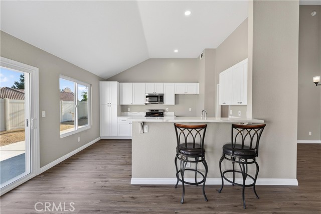 Detail Gallery Image 14 of 41 For 5661 Bailey Ct, San Bernardino,  CA 92407 - 4 Beds | 2 Baths