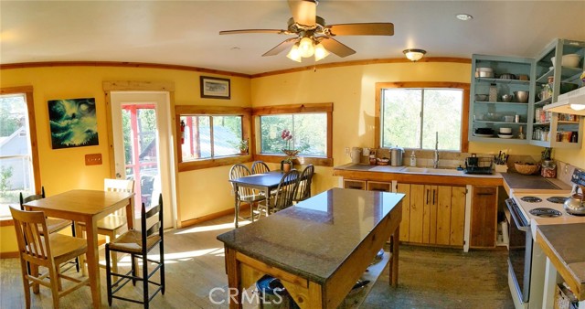 Detail Gallery Image 7 of 50 For 32827 Road 222, North Fork,  CA 93643 - 3 Beds | 2 Baths