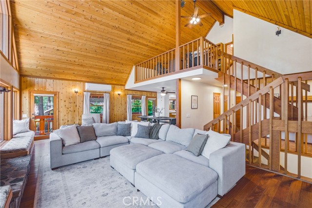 Detail Gallery Image 9 of 60 For 1137 Edna, Wrightwood,  CA 92397 - 5 Beds | 3 Baths