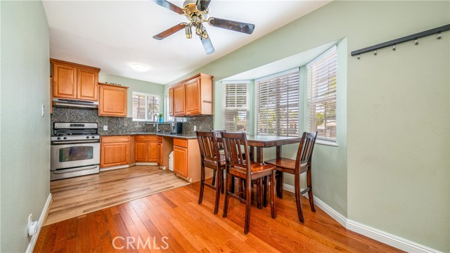 10980 Burnet Avenue, Mission Hills (San Fernando) CA: https://media.crmls.org/medias/2fe7cce9-cf2b-4220-818e-97d90990e098.jpg