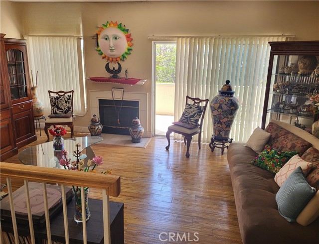 15775 Midwood Drive, Granada Hills CA: https://media.crmls.org/medias/2fe807a5-dfe7-4272-a671-09285f24d943.jpg