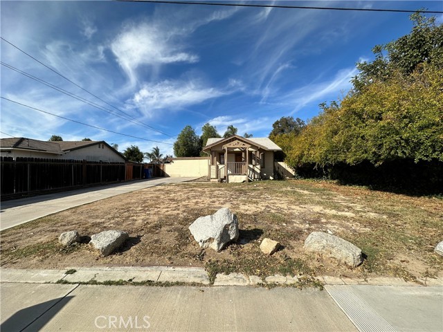 9297 Duncan Ave, Riverside, CA 92503