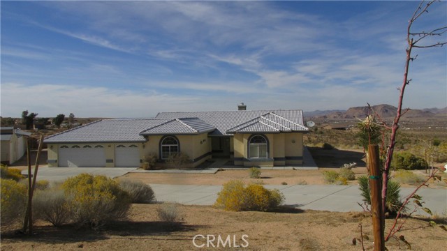 Image 2 for 9410 Pioneer Rd, Apple Valley, CA 92308