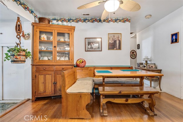 Detail Gallery Image 10 of 21 For 1555 Hillcrest, Fallbrook,  CA 92028 - 5 Beds | 4 Baths