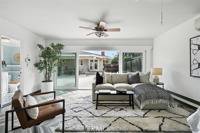 535 Panama Avenue, Long Beach CA: https://media.crmls.org/medias/2fe9938e-2cec-4cf4-9066-2a468e6f3bd2.jpg