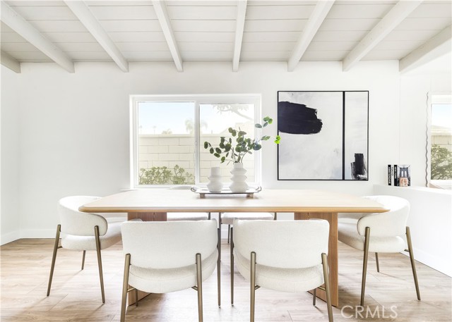 Detail Gallery Image 6 of 27 For 130 43rd, Newport Beach,  CA 92663 - 4 Beds | 3 Baths