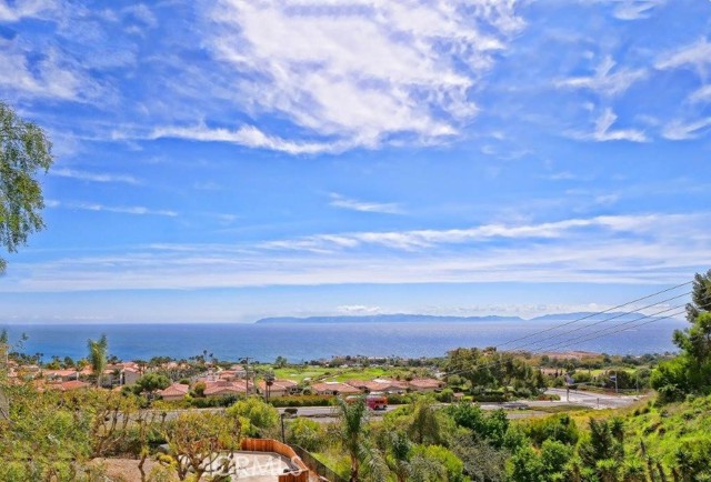Panoramic Ocean, Catalina and golf course views