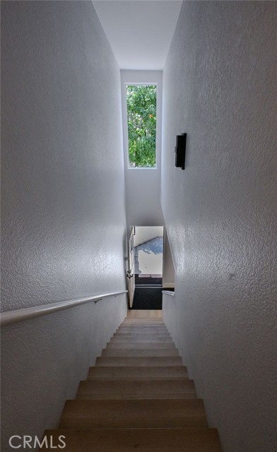 15111 Freeman Avenue, Lawndale CA: https://media.crmls.org/medias/2feb80d8-0290-4a8c-8676-f21de586ca91.jpg