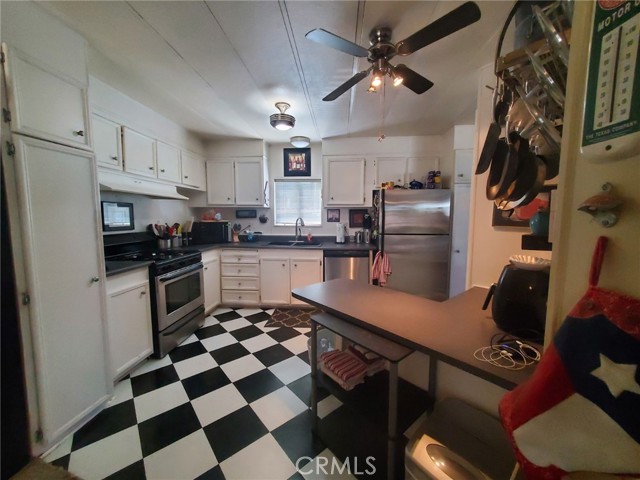 28367 Sand Canyon Road, Canyon Country CA: https://media.crmls.org/medias/2fec0022-e00a-4d1a-bd06-c1b45337d35d.jpg