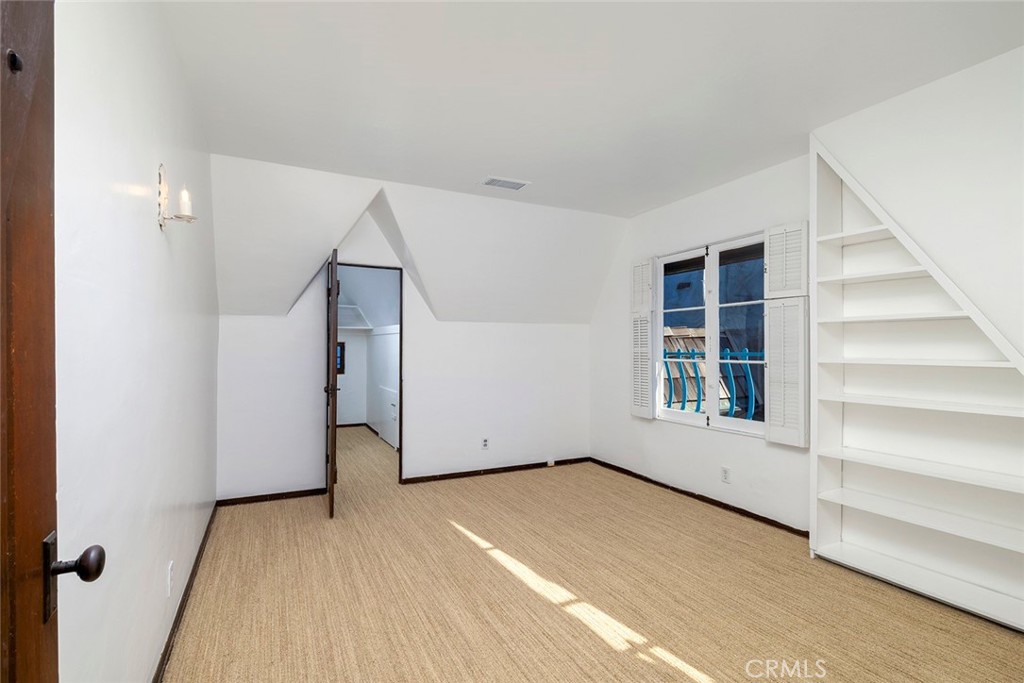 2fec4325 C758 4f92 831d D3589ea4acb6