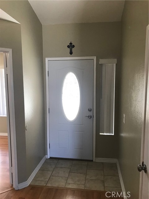 Detail Gallery Image 3 of 20 For 1026 Basalt Ct, Hemet,  CA 92543 - 3 Beds | 2 Baths