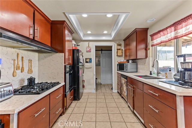 19121 Galatina Street, Rowland Heights CA: https://media.crmls.org/medias/2fecd52f-c706-41ea-a146-b2979e0fe73d.jpg