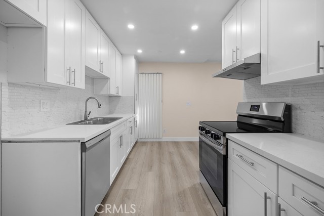 Detail Gallery Image 9 of 22 For 1485 E Wilson, Glendale,  CA 91206 - 2 Beds | 2 Baths