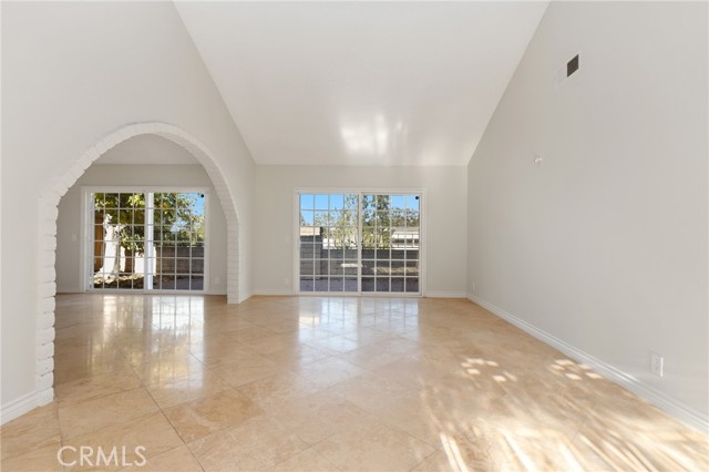 Detail Gallery Image 14 of 45 For 21841 Zuni, Lake Forest,  CA 92630 - 4 Beds | 2/1 Baths