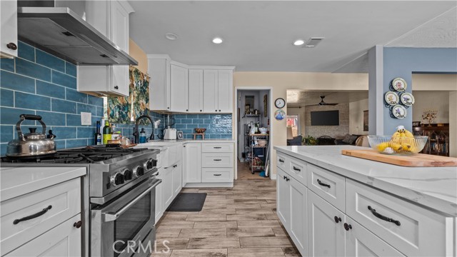 Image 9 of 41 For 7171 Font Avenue