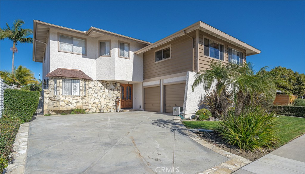 6841 Via Angelina Drive