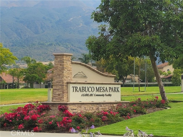 21351 Birdhollow Drive, Rancho Santa Margarita CA: https://media.crmls.org/medias/2feedaef-0baf-4531-87fa-a9d6adbf0aa4.jpg