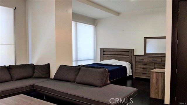 Detail Gallery Image 7 of 15 For 655 S Hope St #806,  Los Angeles,  CA 90017 - 1 Beds | 1 Baths