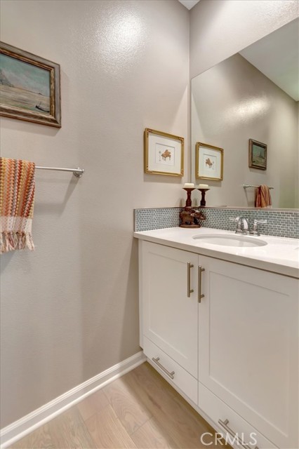 Detail Gallery Image 20 of 34 For 115 Primrose, Lake Forest,  CA 92610 - 4 Beds | 3/1 Baths