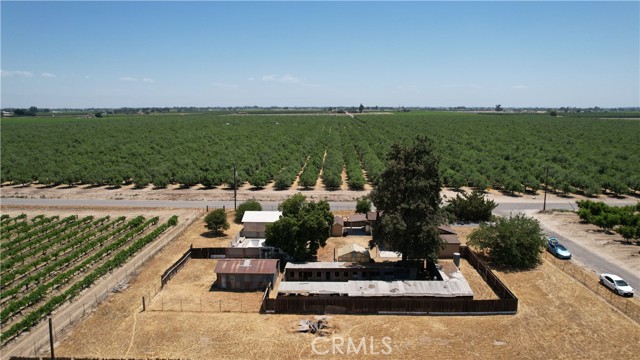 1492 W Sumner Avenue, Fresno CA: https://media.crmls.org/medias/2fefa1c6-1e71-45bc-a468-0d37e4291103.jpg