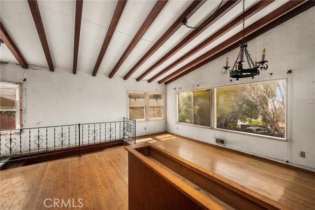 Detail Gallery Image 12 of 40 For 4939 Lowell Ave, La Crescenta,  CA 91214 - 3 Beds | 1 Baths