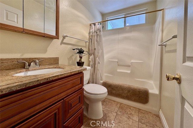 Detail Gallery Image 16 of 27 For 1395 Flintridge, Big Bear City,  CA 92314 - 3 Beds | 2 Baths