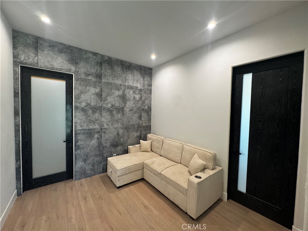 MLS #JT25254826 image #11