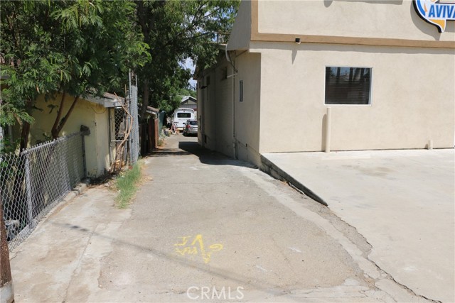10143 Church Street, Bloomington, California 92316, ,Commercial Lease,For Rent,10143 Church Street,CRCV24150229