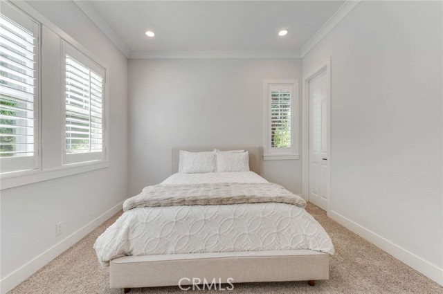 Detail Gallery Image 21 of 38 For 610 Barbre Ln, Corona,  CA 92879 - 3 Beds | 2/1 Baths