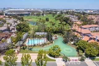 https://media.crmls.org/medias/2ff44bc1-0d9b-431e-a337-574a62832551.jpg?preset=X-Large