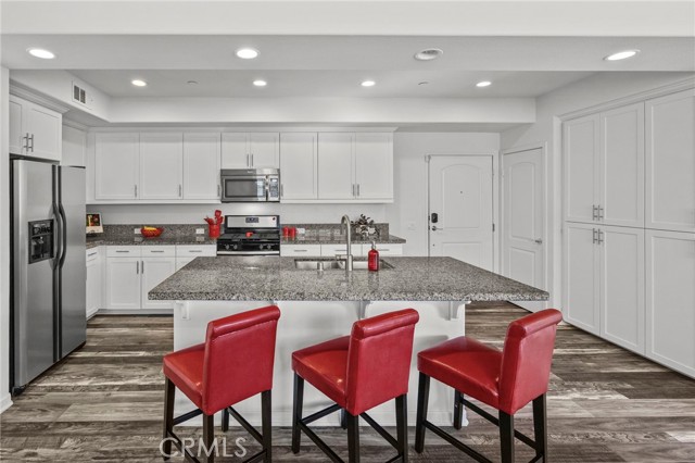 Detail Gallery Image 12 of 39 For 430 Maravilla Ln, Brea,  CA 92823 - 2 Beds | 2 Baths