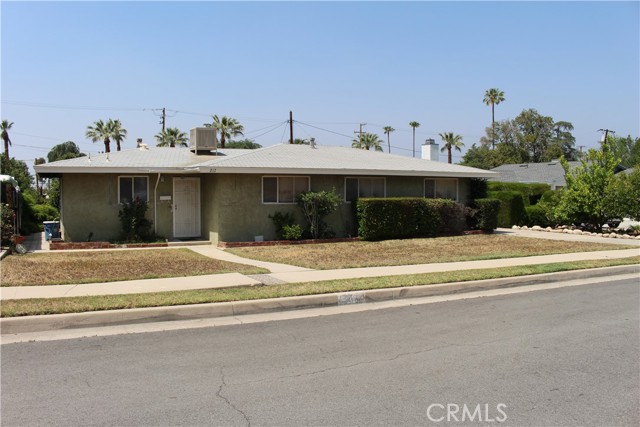 Detail Gallery Image 1 of 1 For 217 Lilac Ct, Redlands,  CA 92373 - 4 Beds | 2 Baths