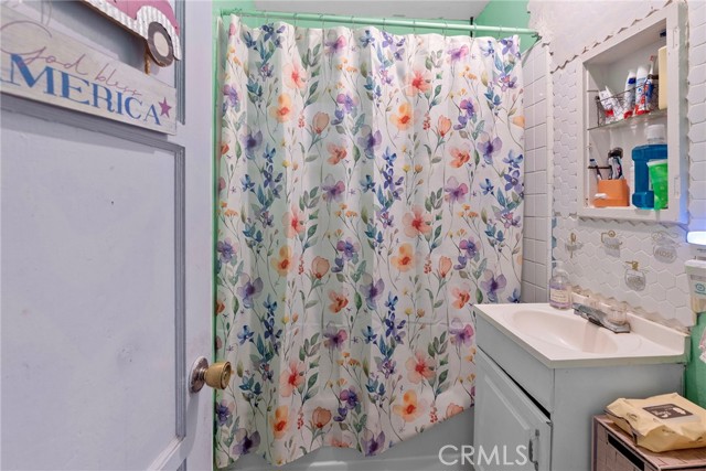 Detail Gallery Image 12 of 33 For 12323 Edgebrook Ave, Lynwood,  CA 90262 - 3 Beds | 1 Baths