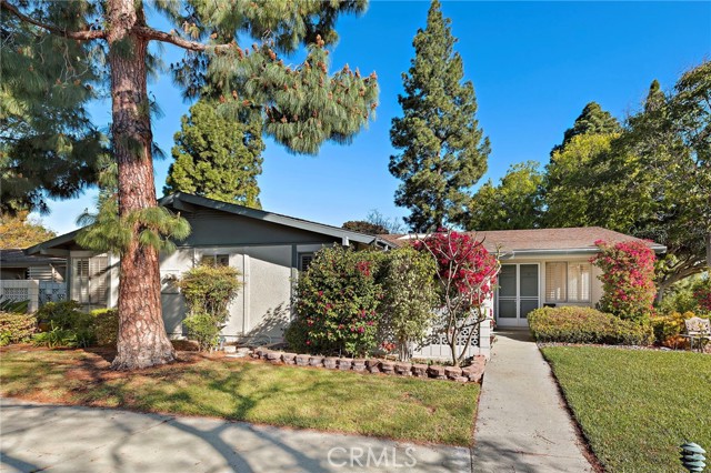 Detail Gallery Image 19 of 22 For 384 Avenida Castilla a,  Laguna Woods,  CA 92637 - 2 Beds | 1 Baths