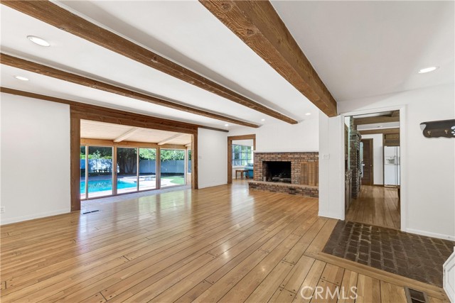 Detail Gallery Image 9 of 58 For 4771 Vista De Oro, Woodland Hills,  CA 91364 - 6 Beds | 4/1 Baths